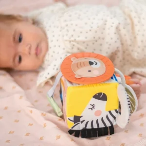 Cubo sensorial colgante didáctico para bebé taf toys